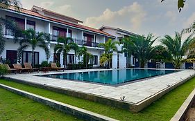 The Reef Resort