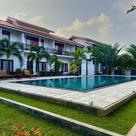 The Reef Resort Нилавели Экстерьер фото